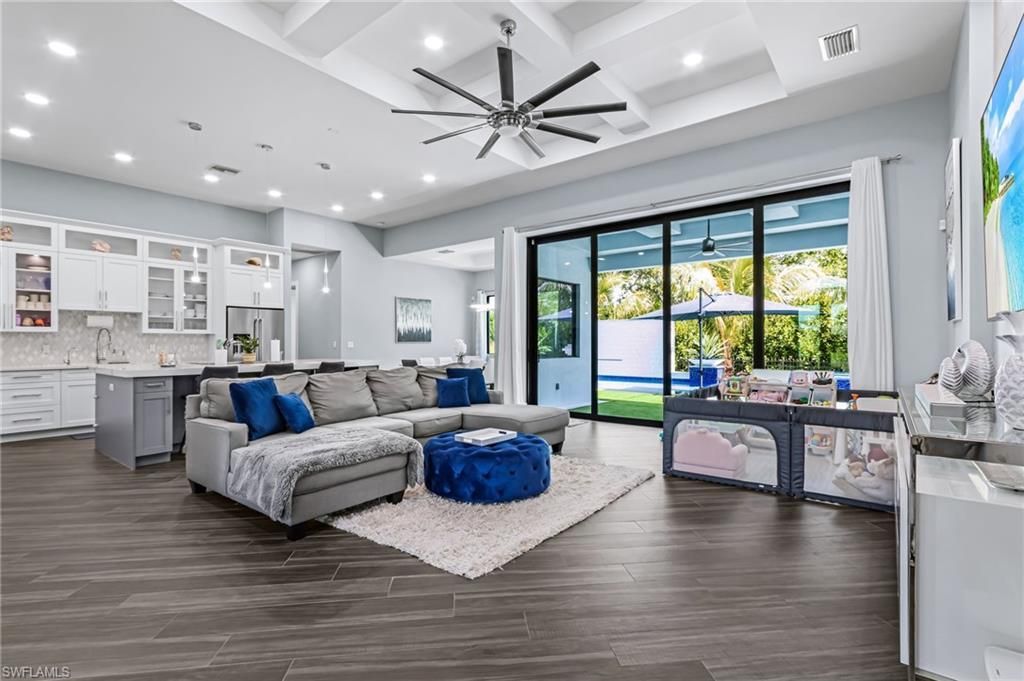 8800 Woodgate Manor Ct, Fort Myers, FL 33908 Photo