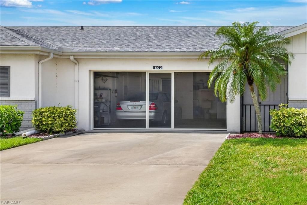1502 Myerlee Country Club Blvd, Fort Myers, FL 33919 Photo