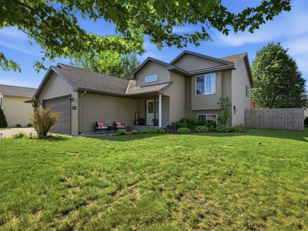1705 Richland Avenue SW, Willmar, MN 56201