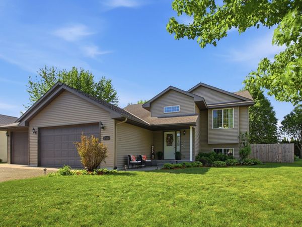 1705 Richland Avenue SW, Willmar, MN 56201