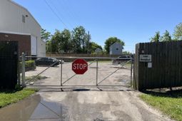 2490 Debonair, Laydown Yard Street  photo 4