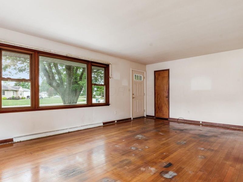 3669 Kay Drive, Zanesville, OH 43701 Photo 6