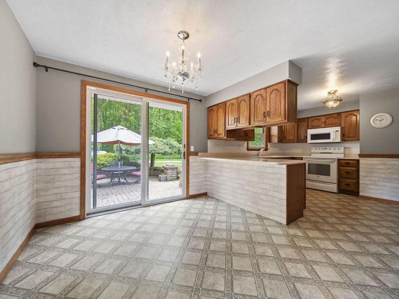 9220 Mount Gilead Road, Fredericktown, OH 43019 Photo 12