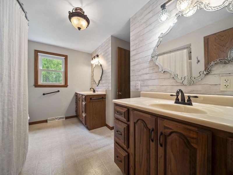 9220 Mount Gilead Road, Fredericktown, OH 43019 Photo 31