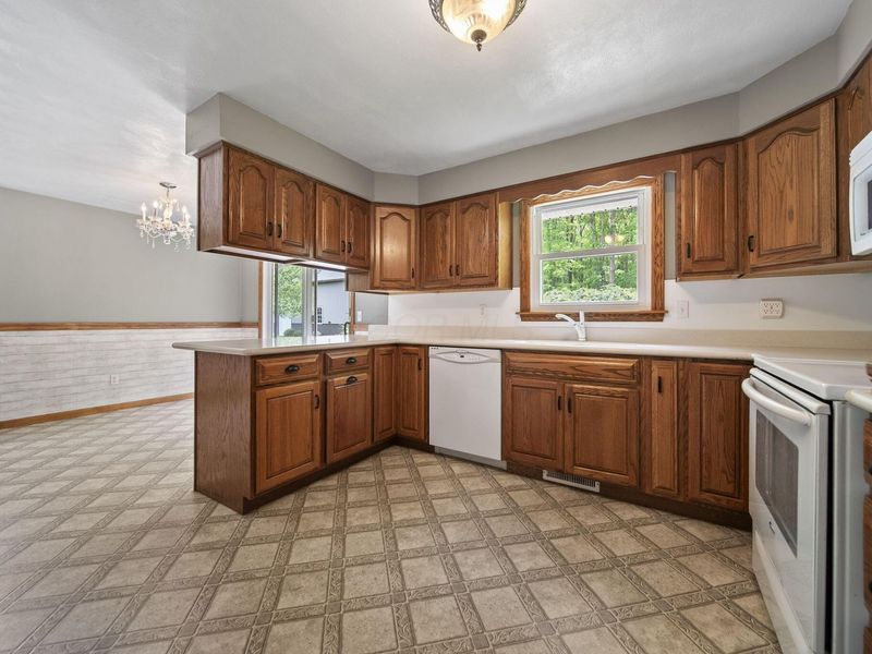 9220 Mount Gilead Road, Fredericktown, OH 43019 Photo 7
