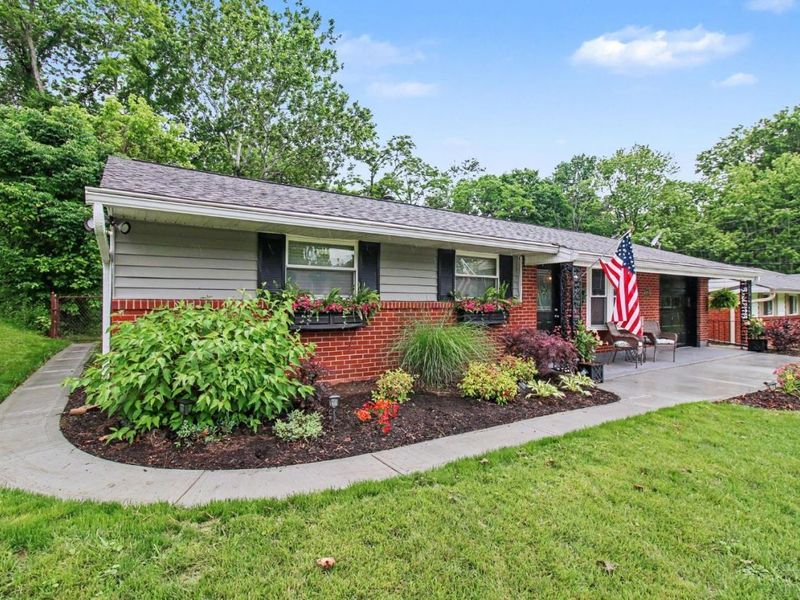 5423 Whitmore Drive, Cincinnati, OH 45238 Photo 3