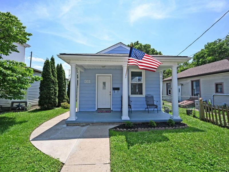 311 W Vine Street, Reading, OH 45215 Photo 2