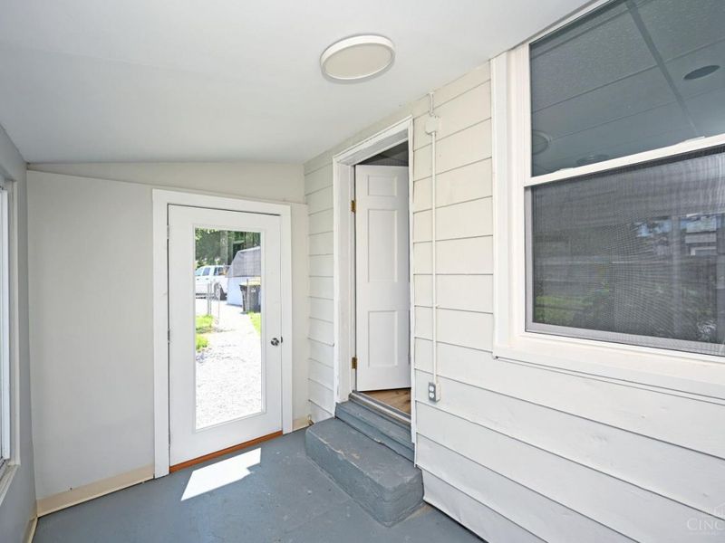 311 W Vine Street, Reading, OH 45215 Photo 24