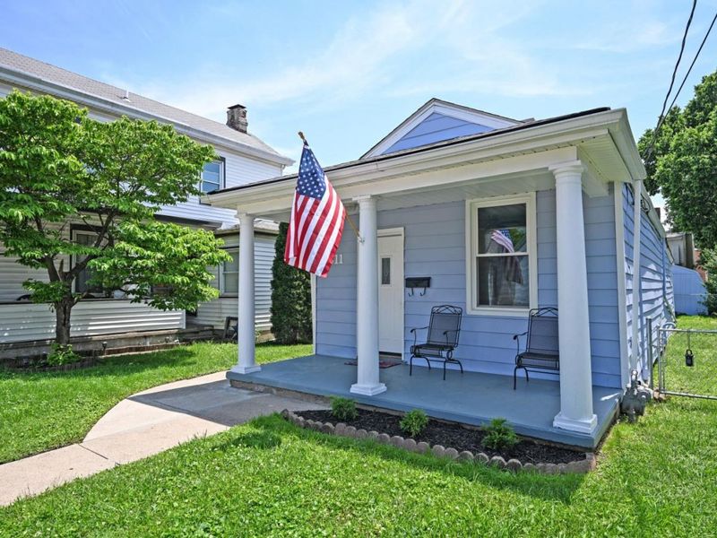 311 W Vine Street, Reading, OH 45215 Photo 3