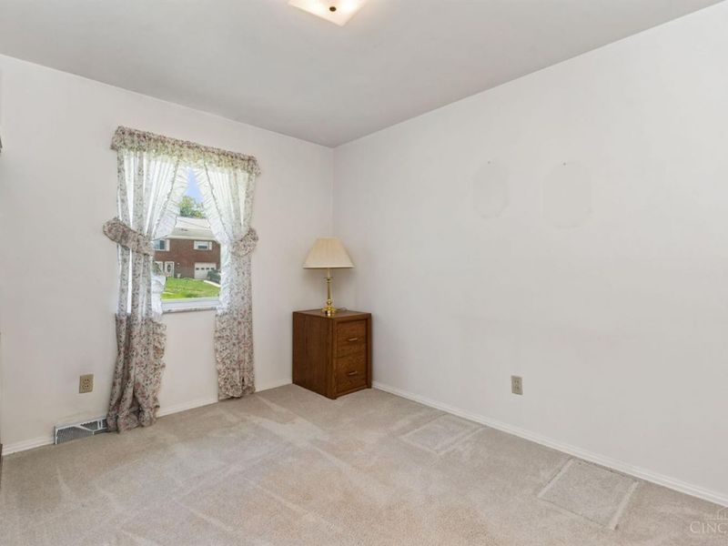109 Bunker Hill Court, Reading, OH 45215 Photo 23