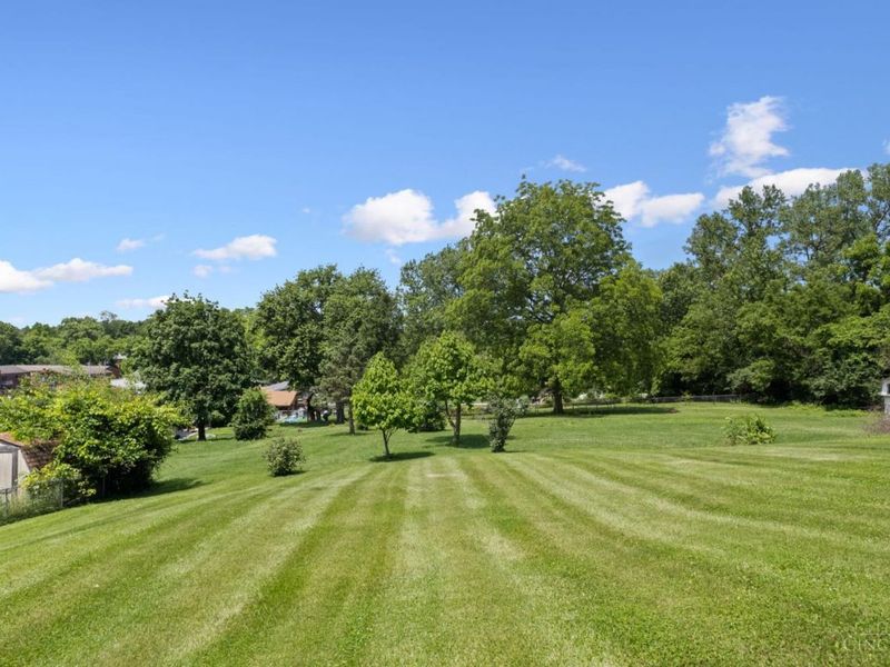 109 Bunker Hill Court, Reading, OH 45215 Photo 9