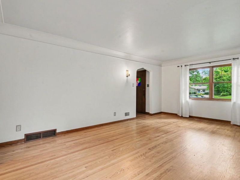 2850 Gilna Court, Cincinnati, OH 45211 Photo 3