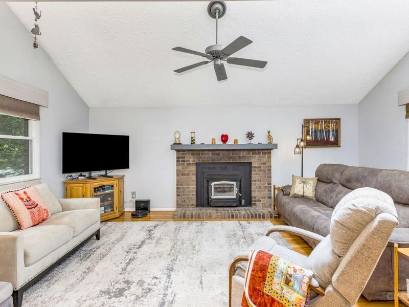 8846 Meadow Drive, Mason, OH 45040 Photo 3