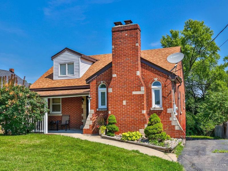 3318 Kleeman Road, Green Township, OH 45211 Photo 2