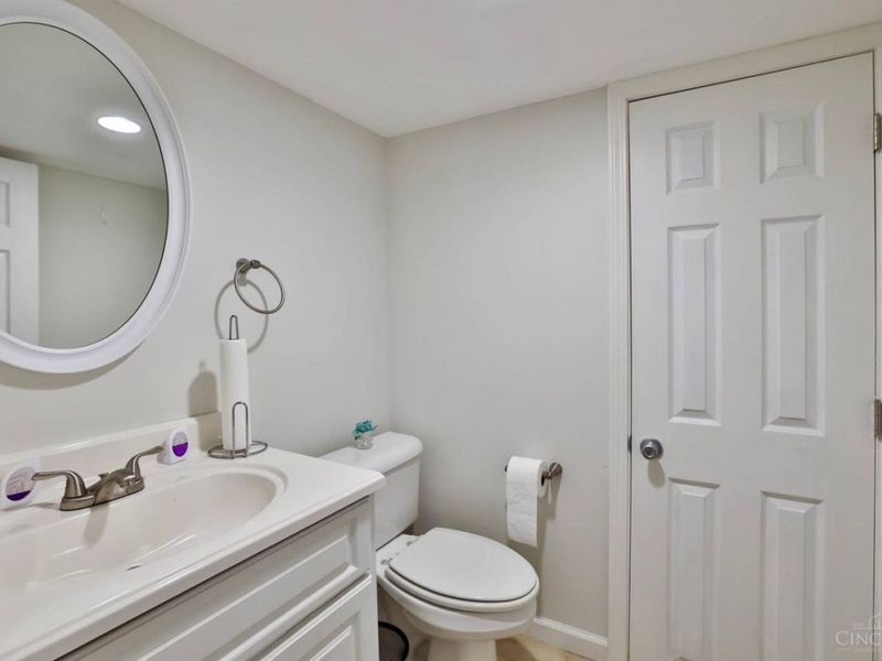 3318 Kleeman Road, Green Township, OH 45211 Photo 28