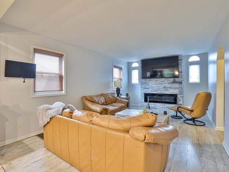 3318 Kleeman Road, Green Township, OH 45211 Photo 6