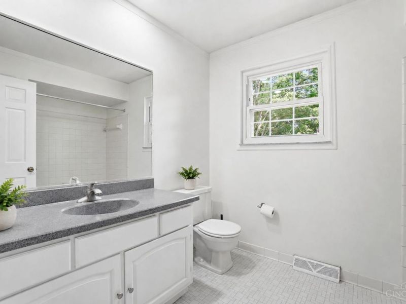 8734 Apalachee Drive, Symmes Township, OH 45249 Photo 38