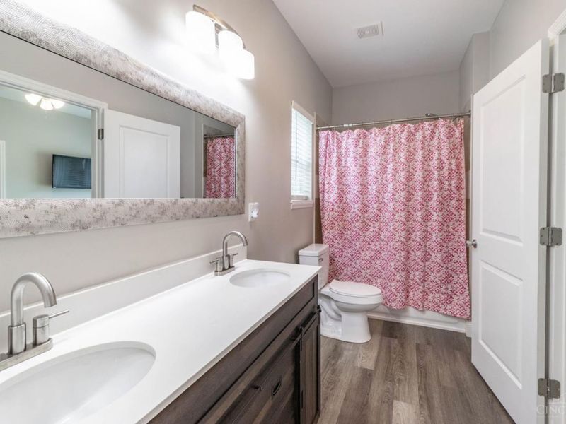 855 Sunrise Ridge Court, Hamilton Twp, OH 45039 Photo 15