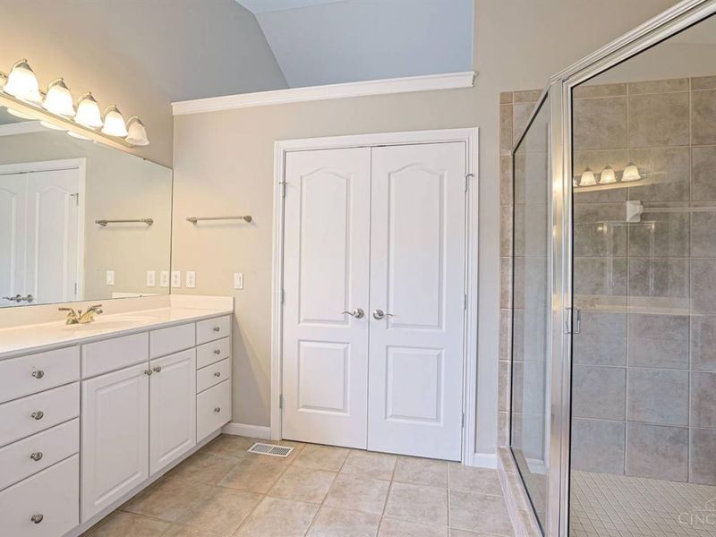 8096 Cherry Laurel Drive, Liberty Township, OH 45044 Photo 21
