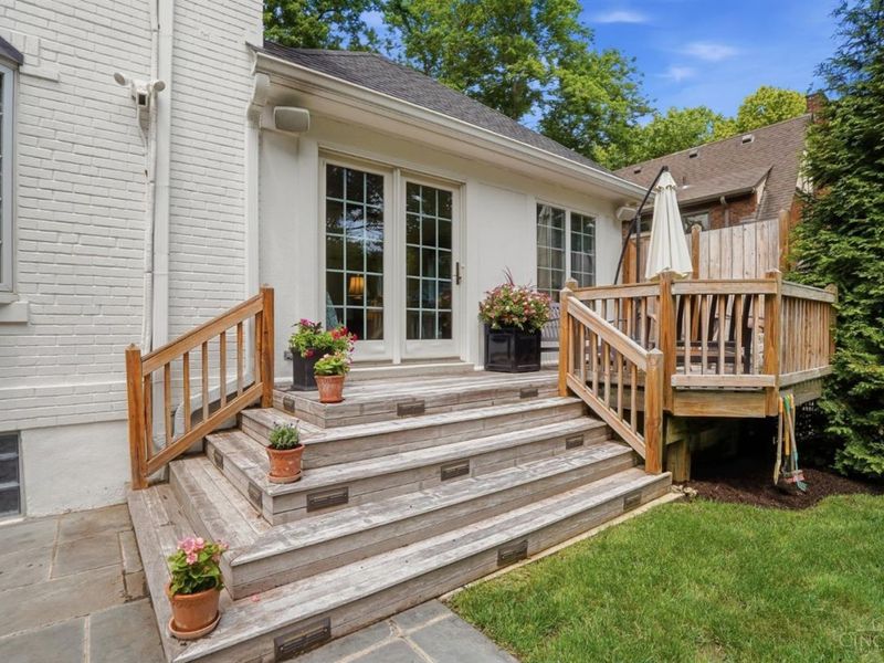 704 Tweed Avenue, Cincinnati, OH 45226 Photo 40