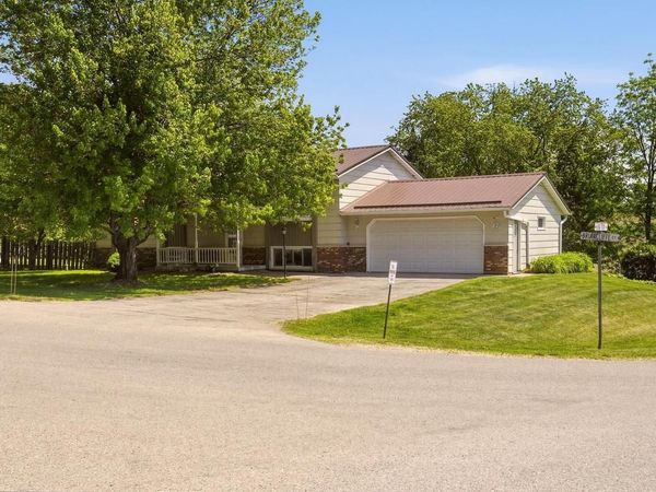 N4940 Briarcliffe COURT, West Salem, WI 54669