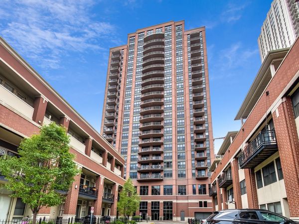 330 N JEFFERSON Street , Unit 801, Chicago, IL 60661
