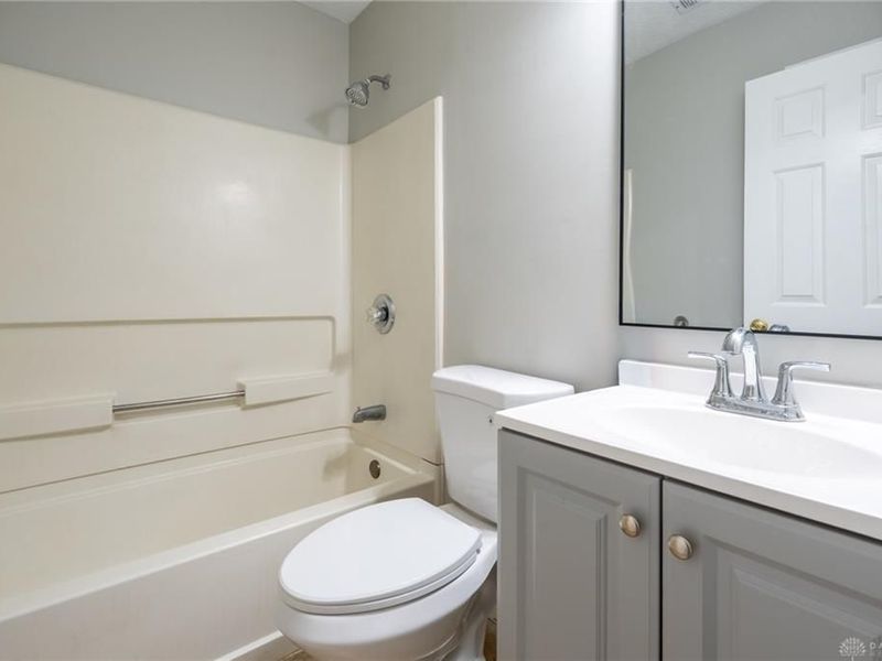 5378 Mallet Club Drive, West Carrollton, OH 45439 Photo 8