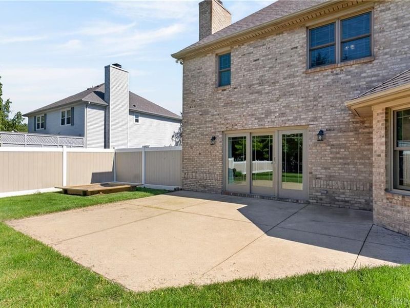 1665 Marby Drive, Troy, OH 45373 Photo 32