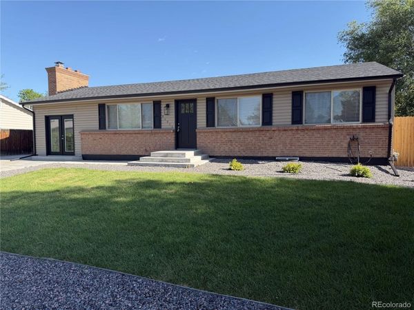 9457 W Arizona Avenue , Lakewood, CO 80232