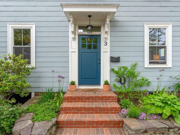 3 Taylor Street, Portland, ME 04102