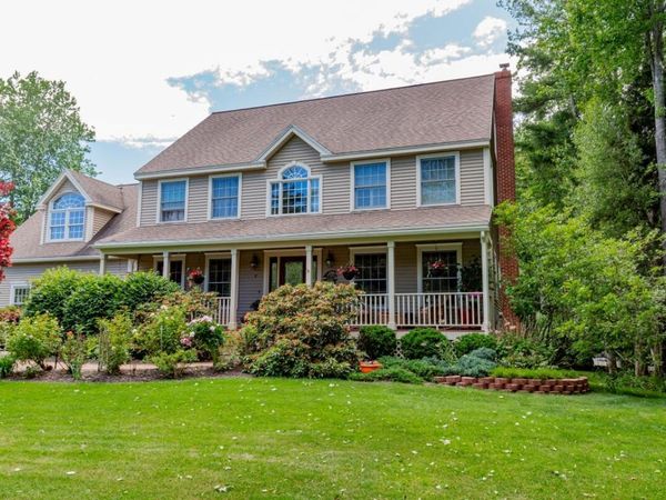 7 Bornheimer Place, Scarborough, ME 04074