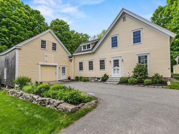 62 South Street, Freeport, ME 04032