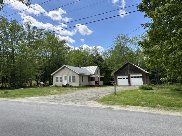21 S Gage Road , Oakland, ME 04963