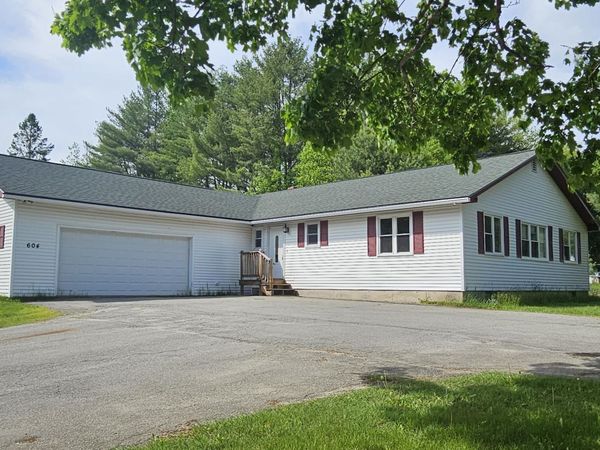 604 Leighton Road , Augusta, ME 04330