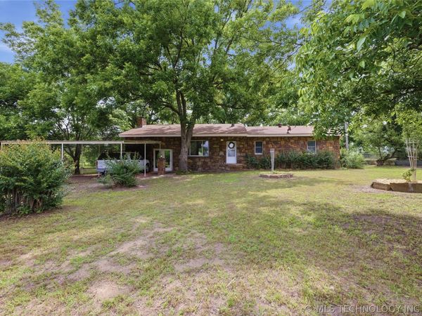 5641 S 369th West Avenue , Mannford, OK 74044