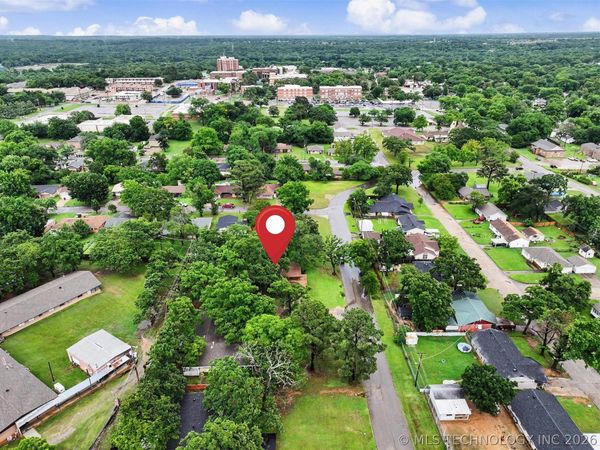 1010 Waco Street , Durant, OK 74701