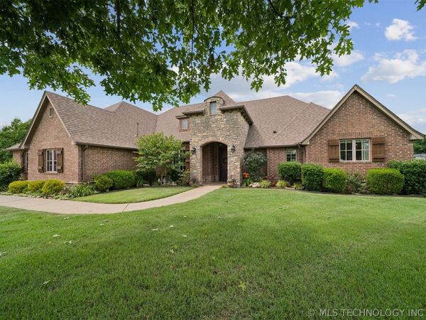 7030 N 196th Place , Owasso, OK 74055
