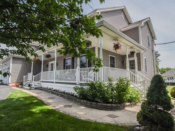 261 Oak St, Methuen, MA 01844