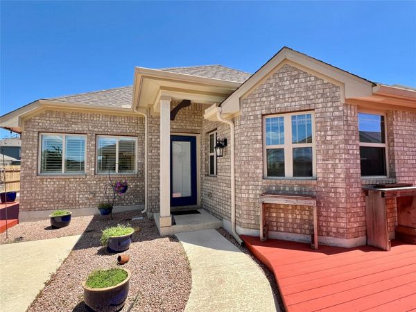 401 Arabian Colt DR, Georgetown, TX 78626