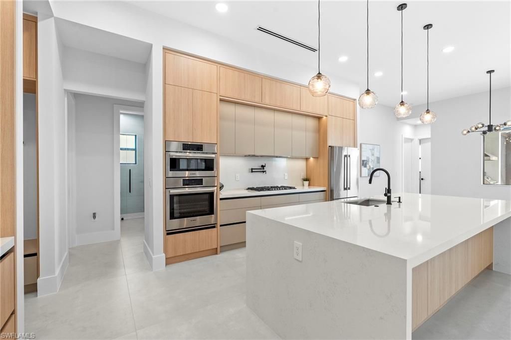 18432 Royal Hammock Blvd, Naples, FL 34114 Photo