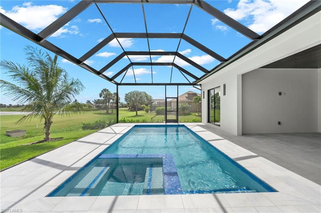 18432 Royal Hammock Blvd, Naples, FL 34114 Photo