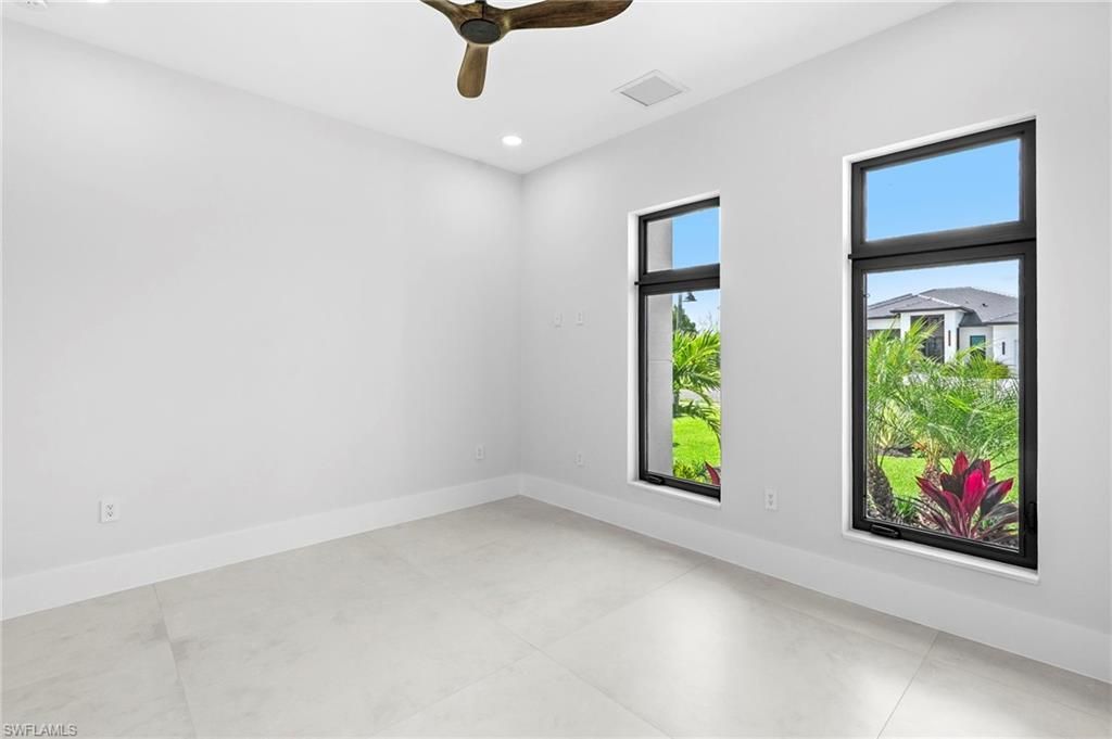 18432 Royal Hammock Blvd, Naples, FL 34114 Photo