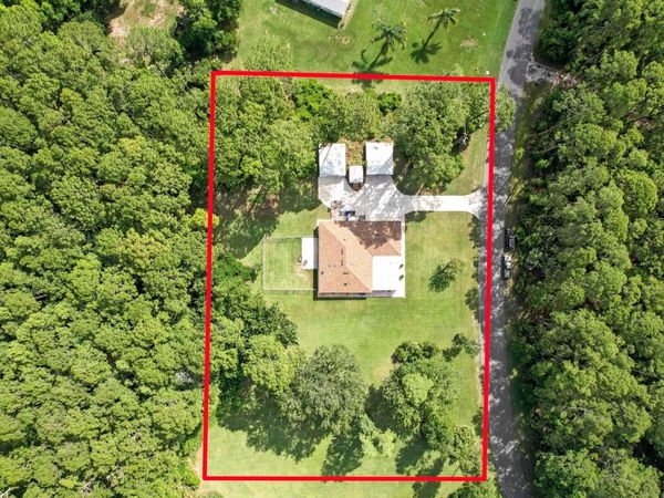 900 Colonial Dr., St Augustine, FL 32086