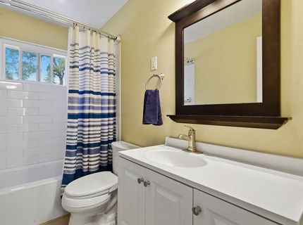 23235 Broadmoor Ct., Auburn, CA 95602 Photo