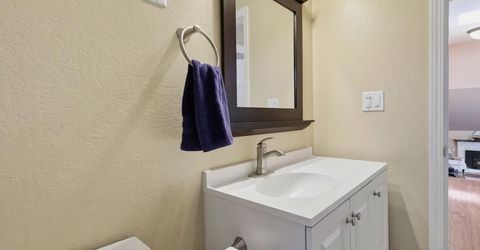 23235 Broadmoor Ct., Auburn, CA 95602 Photo