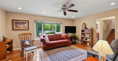 23235 Broadmoor Ct., Auburn, CA 95602 Photo