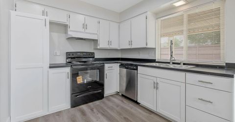 534 W Swift Ave, Clovis, CA 93612 Photo