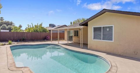 534 W Swift Ave, Clovis, CA 93612 Photo