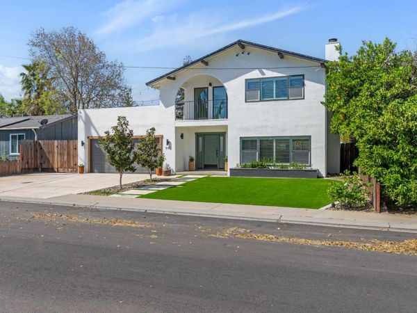 845 N Sunrise Ave, Ripon, CA 95366