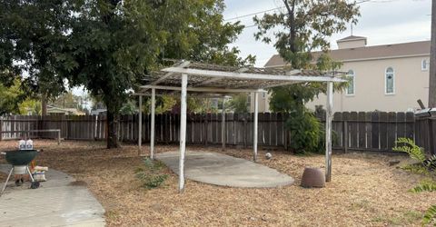 432 S Palm St, Turlock, CA 95380 Photo